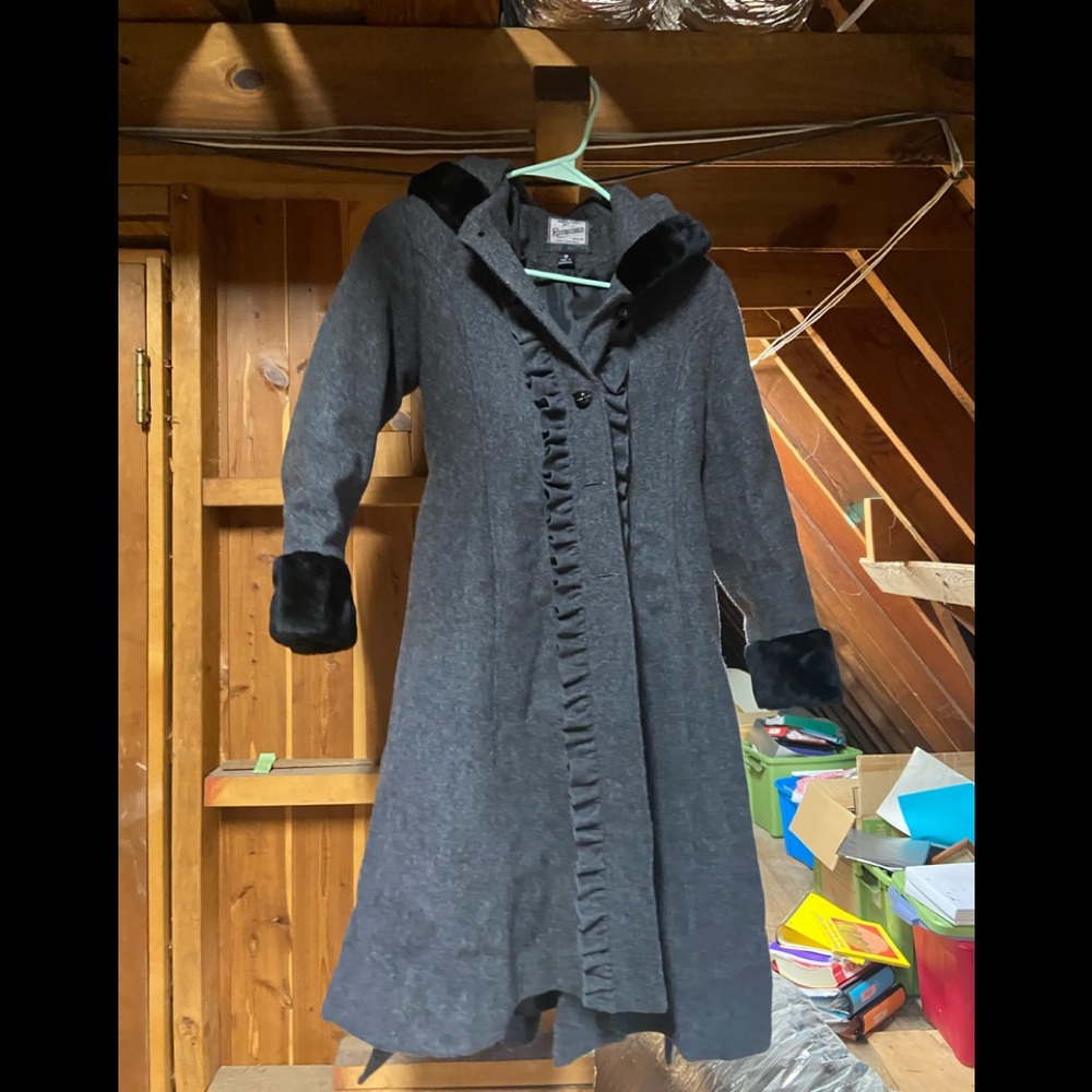 Rothschild Sunday coat grey and black velvet